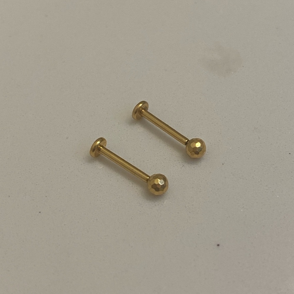 2 Gold Stud Threadless Flatback Titanium Earrings